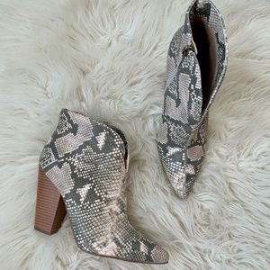 *NEW* Snakeskin Booties